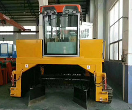 Windrow Turner Organic Fertilizer Production Line do adubo de 50 T/H para o estrume animal