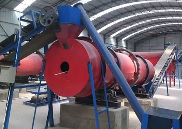 Linha de produção de fertilizantes orgânicos de esterco de gado 380V Linha de produção de fertilizantes orgânicos