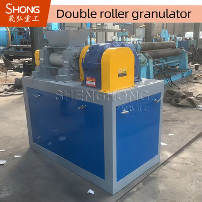 Granulador de pressão de rolos personalizado de tamanho de rolos de 186 * 300 mm com 2% a 5% de umidade e 18,5 kW de potência para produção de fertilizantes
