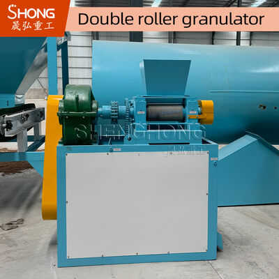 Granulador de rolos duplos com tamanho de rolos de 186*300 mm para produção de fertilizantes, 2%-8% de umidade e potência de 18,5 kW